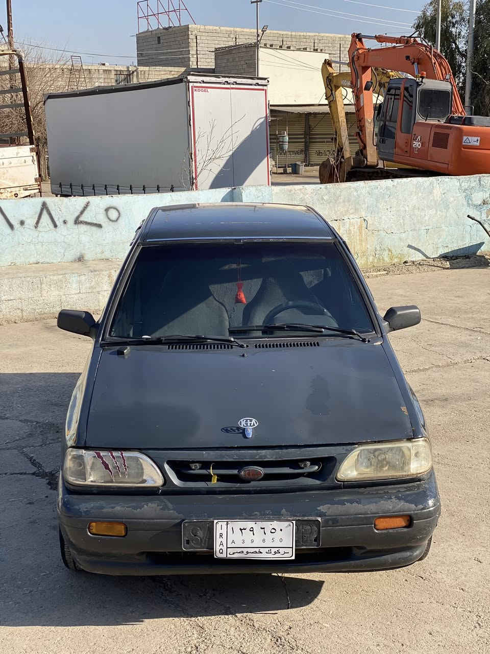 سایپا پڕاید مۆدێل ٢٠١٠سەیارەکە جوان و مەزبوتە علوجە بەشەرتی ئەوەی ماڵی کەس نەبێت و پارەی کەسی تیانەبێت و سەیارەکە چوار تایە و ویلی لۆکی لەژێرایە  
***********
***********
