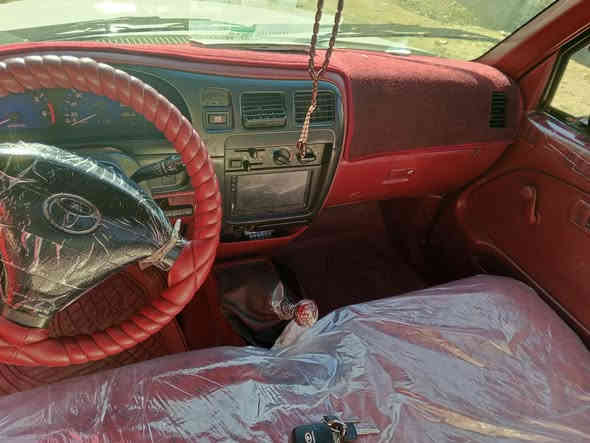 سلام عليكم للبيع بيكم 2004 وضع بلادي شرط التحويل محرك مامفتوح بيها بخشم الجاملق اليسار بيها شبر صبغ السياره مامصبوغه سنويه لل2028 رقم الاستفسار *********** غير متواجد على الفيس فقط اتصل
