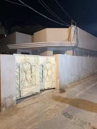 متوفر بيت بموقع مميز ومواصفات ممتازة ومساحة واسعة جاهز للسكن الفوري. 📌...