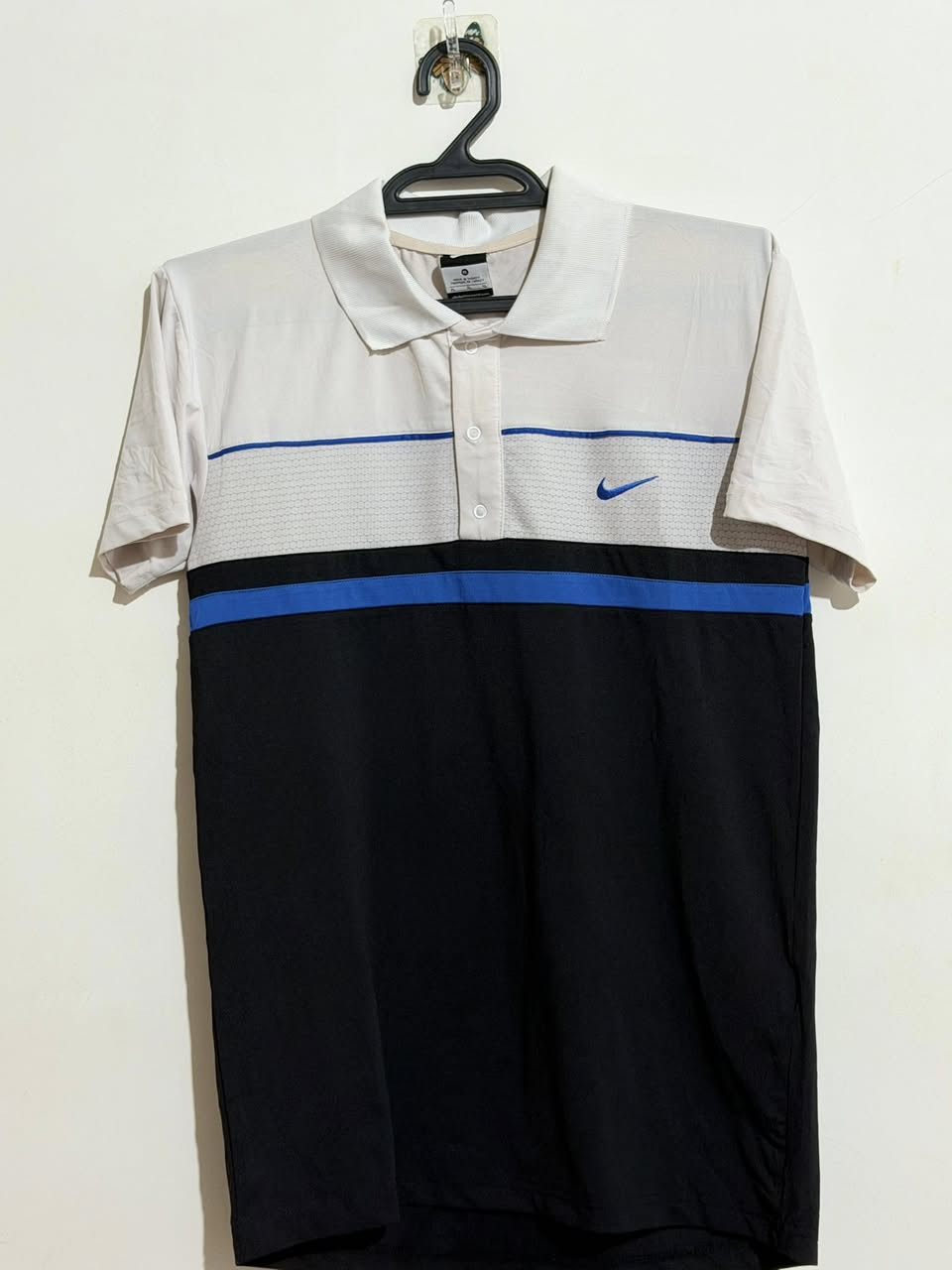 تيشيرت جلاتين تحفة اوريجينال 👕👌🏻
قماش بارد مطاطي عالي 🤗〽️
سعر بلاش واحدة ١٥,٠٠٠
توصيل متوفر 📍🧭


**إذا كنت صاحب هذا الإعلان وتريد حذفه لأي سبب، رجاءا أرسل رسالة إلى الدعم الفني**