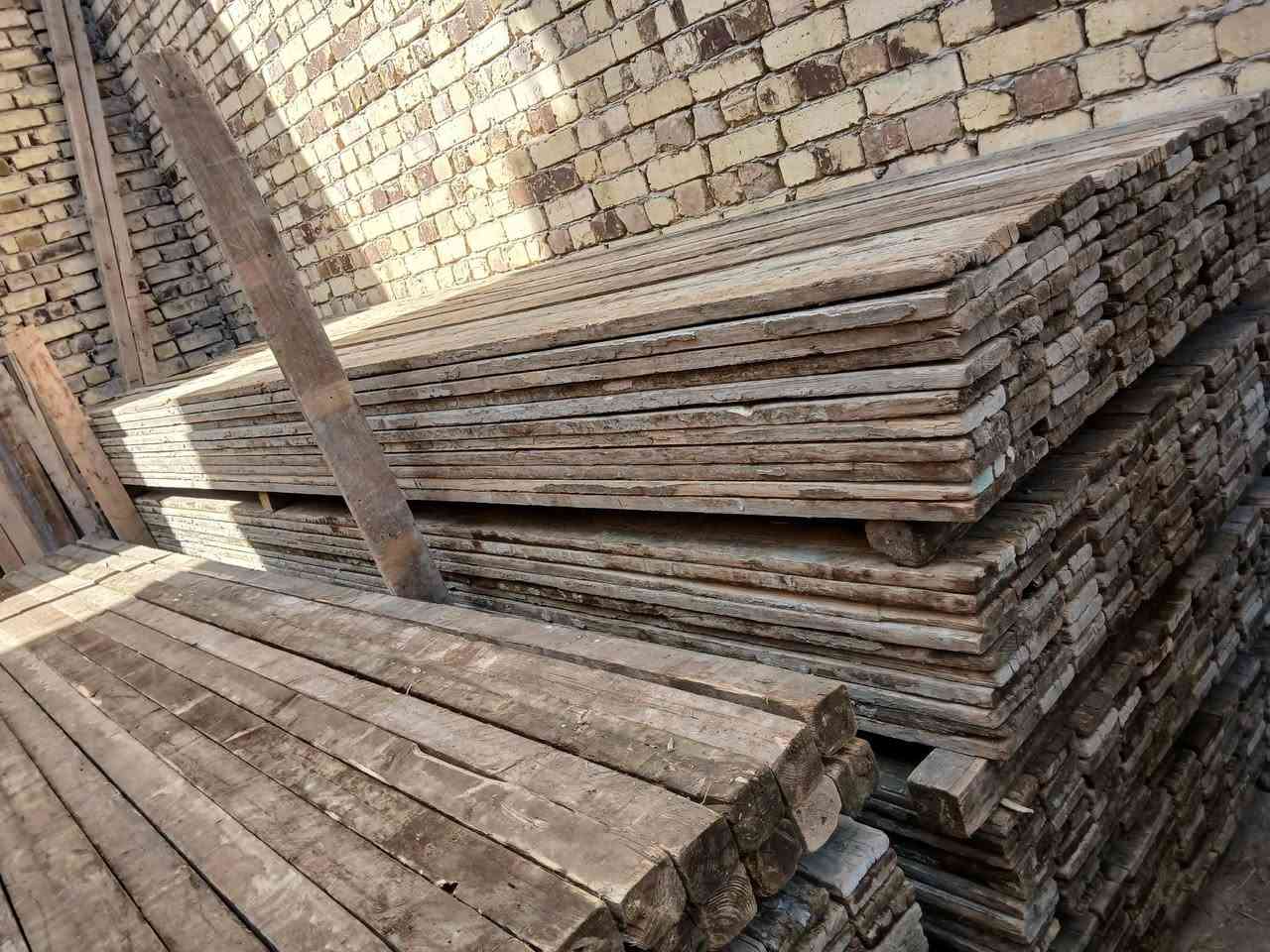 خشب للبيع عدد 27 مكعب عنوان حله ***********
