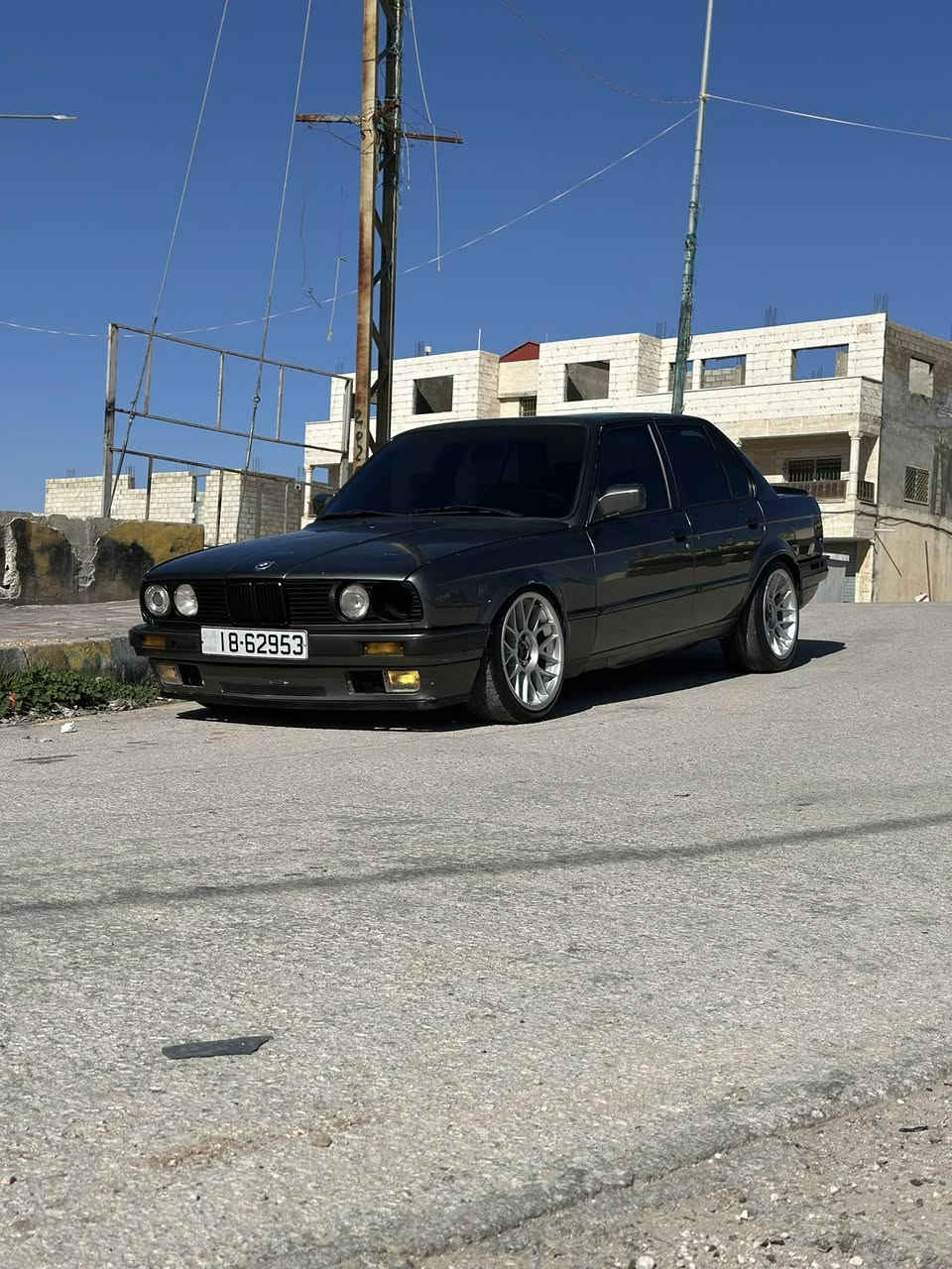 بي ام للبيع 
مديل ٨٩
 متور ٢٨  جديد معو بيانو جدله ٤١٣
غرفه نظيفه 
بطاين نظاف
كهربا 💯 
مكنيك 💯 
دهان ماشالله 
سياره عليها سنتر سداسي
فتحه كهرباء شغاله 💯 
دفايه شغاله 💯 
قير جي تراك 
بككس ملحم 
منتهي ترخيص بكلف ٤٠٠
سياره ع الكاش كاش كاش
السعر ع الخاص 
0797260270


**إذا كنت صاحب هذا الإعلان وتريد حذفه لأي سبب، رجاءا أرسل رسالة إلى الدعم الفني**