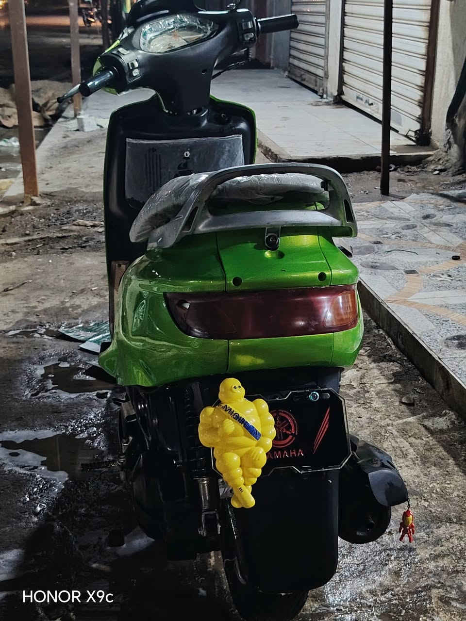 سلام عليكم فراشه البيع مكينه مامفتوحه برغي مانقصه المكان العماره المجر الكبير ***********/السعر 750وبيه مجال
