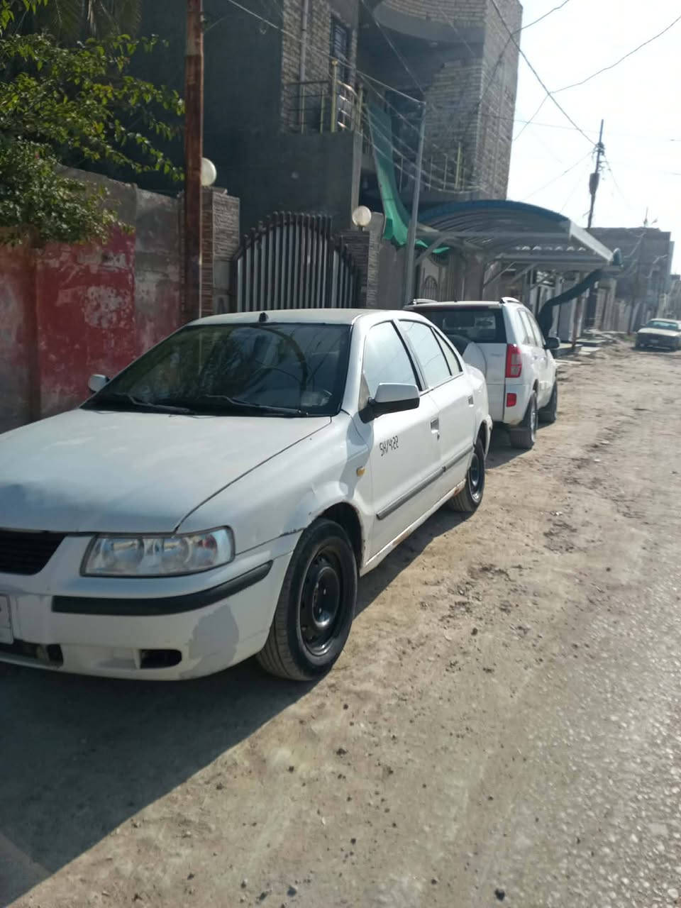 السلام عليكم سمند موديل 10 للبيع رقم قادسيه فقط بيه باب مبدل الوره جهت السدر وبيه خياسات وعايزه ترتيبات بسيطه اتصل عليه وبيك خير ولل ***********
