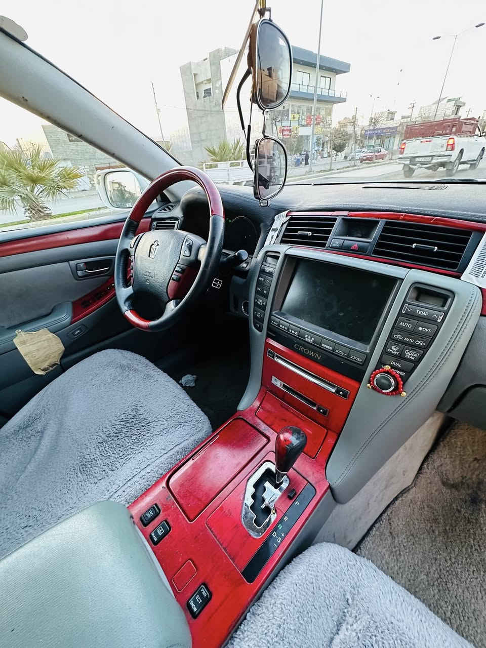 سەرەتا بەناوی خوای گەورە
ئەم سەیارەیە بۆفرۆشتن شاهینە ۲۰۰٥سەیارەکە فولەبەس جڵدو سڵاید نیە٤کوشن کرەبای سەلاجەو تەبرید مەرکەزی ۳پەردە ناو ڕەساسی فۆڕمیگا سور نرخ 46 گه ڵا قوفڵ قوفڵ کۆدیشی بۆکراوە سەیارەکە
شوێن پیرەمەگرون
***********
بۆ محامەلە تێل مەکە گەر مشتەری نی سەری خۆتو منیش مەهێشێنە

ئەدمین ❤️
