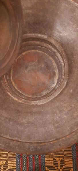 بريق وسلبجه قياس 41 سنتم نحاس احمر وزن ثقيل جدا للاستفسار مراسله الصفحه ويوجد توصيل ***********
