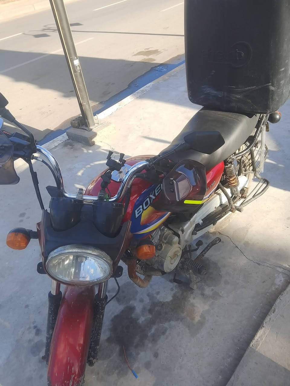 السعر 650 بدون اوراق الموديل 19 المكان بغداد الطالبيه ***********
