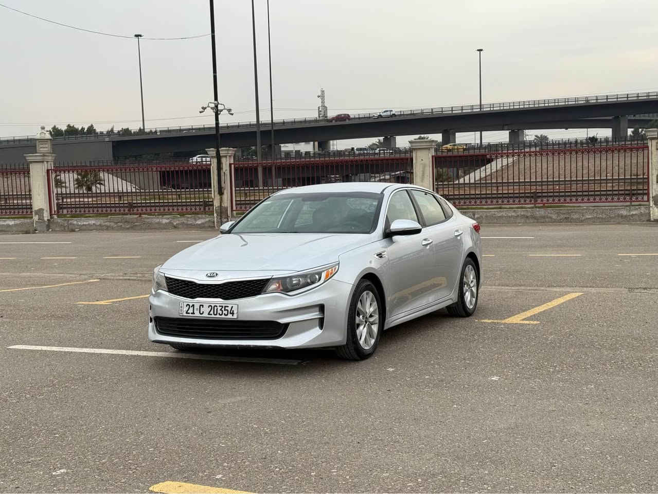 كيا اوبتما موديل 2017 وارد امريكي حادث دعاميه اماميه ،، بارد حافه البنيد + ربع جاملغ امامي صبغ ،، السياره بدون ايرباك ليبل واحد بدون فتح ،، محرك 4 سلندر حجم 2400 ،، كير ATM المرغوب ،، تخم تاير جديد صدر جديد تبريد ثلج السياره مناقصها اي شي ،، رقم سليمانيه دولي سنويه 2030 ،، المكان بغداد حي الجهاد 
السعر 123 ورقه 
*********** بغداد, العراق
