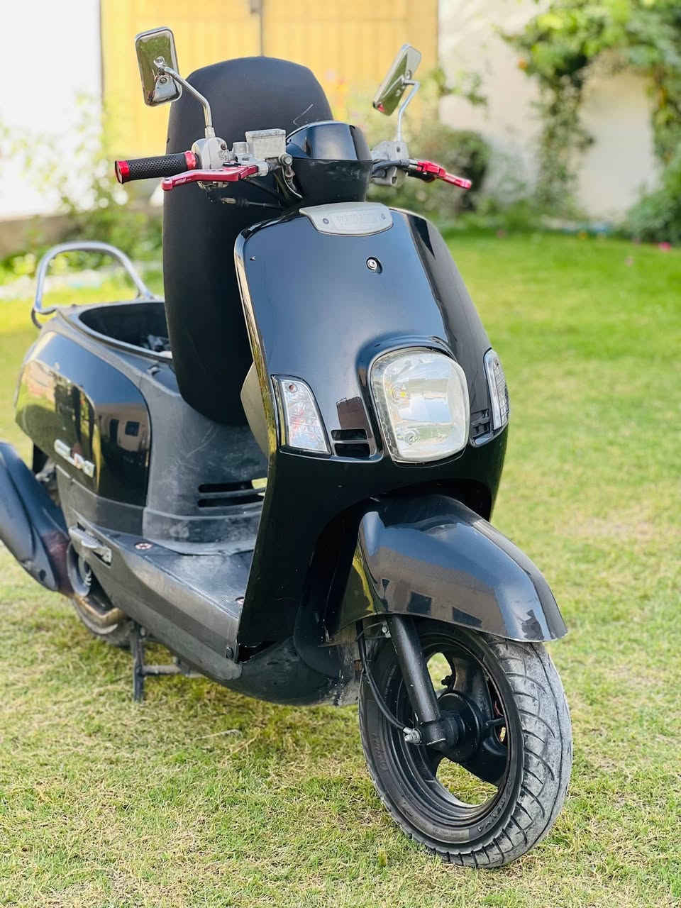 بوليسي2008
يدات + براغي ارضيه +صلنصه رياضي بلاد 
 رمبة كفالة عامة من كلشي 
*********** /خاص موجود
