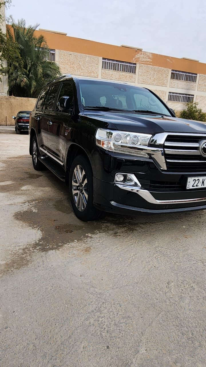 لاند كروز 2020     VXS   5700  ساز اصلي
رقم اربيل الدولي  بأسمي شخصياً هزه وسنويه جديده 
بيها تضليل بل سنويه 80‎%‎ مجدد لل شهر 10 مغلفه ppf اصلي ب 23 ورقه ضمان 10سنوات مكفوله كفاله عامه وبوضع الشركه ماشيه 88 الف 
فول فول مواصفات  داخل قرميدي غنيه عن التعريف
بيه بصمات 2 وكتلوكات كامله
سعر (( 610  $ وبيه مجال ))
موقع بغداد كرخ 
رقم هاتف ((***********)) وتساب (( ***********))
