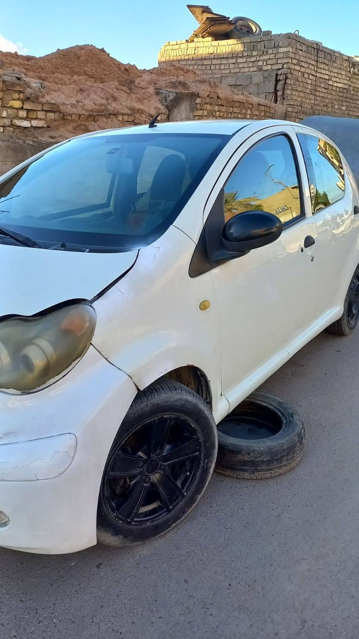 مكلف بالنشر سيارة ByD كما موضح بالصور  للمزيد الاتصال على الأرقام التالية
***********
***********
