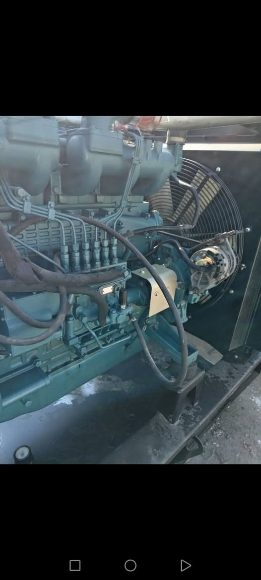 مولدة دوزان ٢٥٠ كيفي نظيفه جدا سيت بلادي للبيع بغداد ***********
