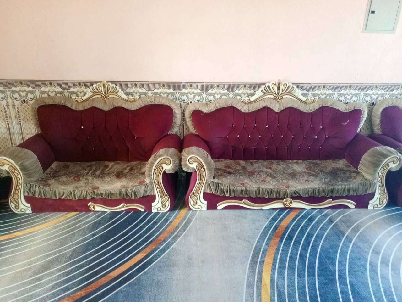 تخم نظيف 5قطع
***********
الديوانيه طريق سيد محيل قرب مجمع الاميرات
