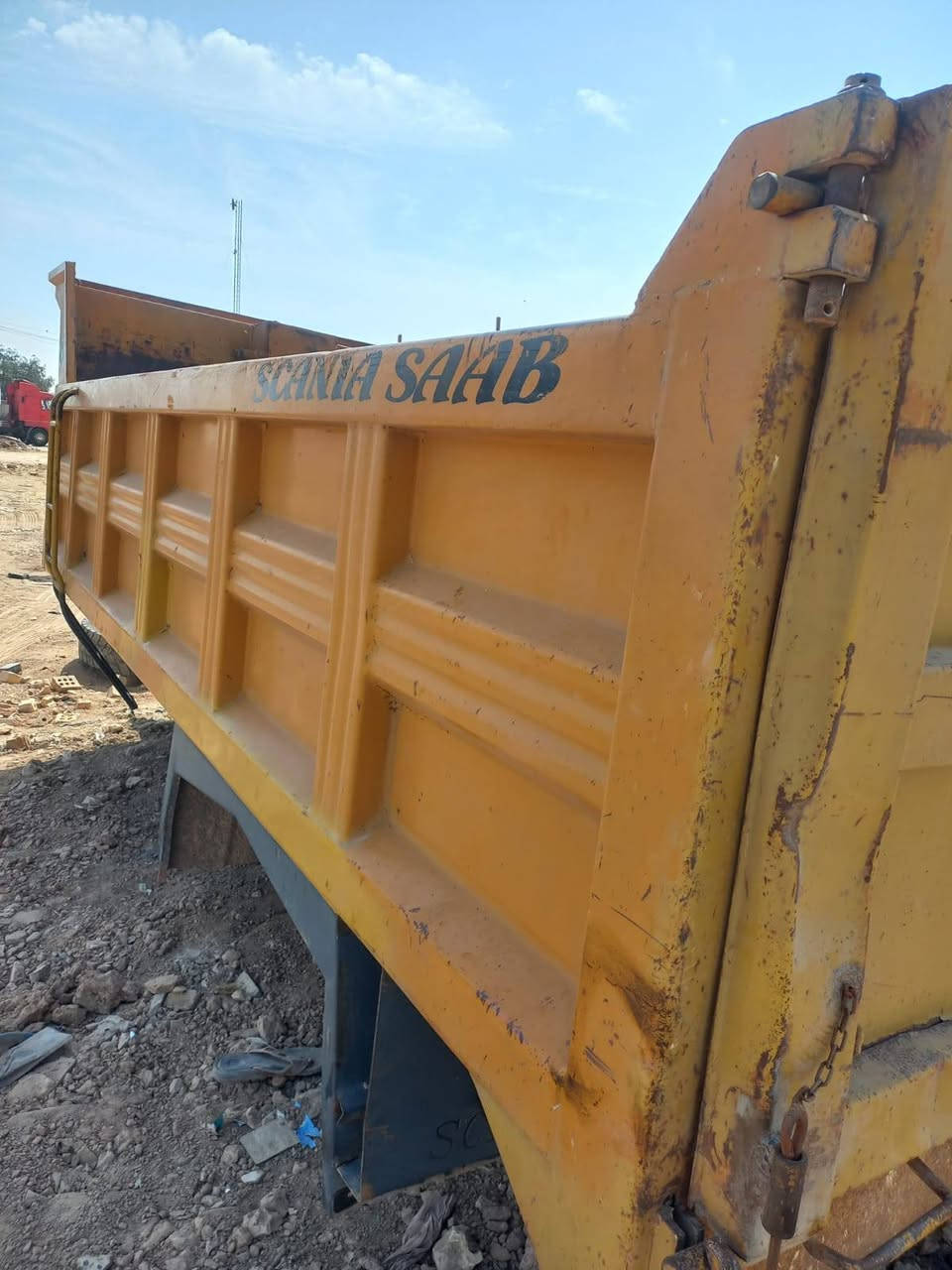 بدي علم طول 5 متر جديد لف عنوان بغداد نهروان 
سعر 20$ ***********
