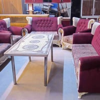 تخم ١٠ مقاعد • نظيف • توصيل بابل