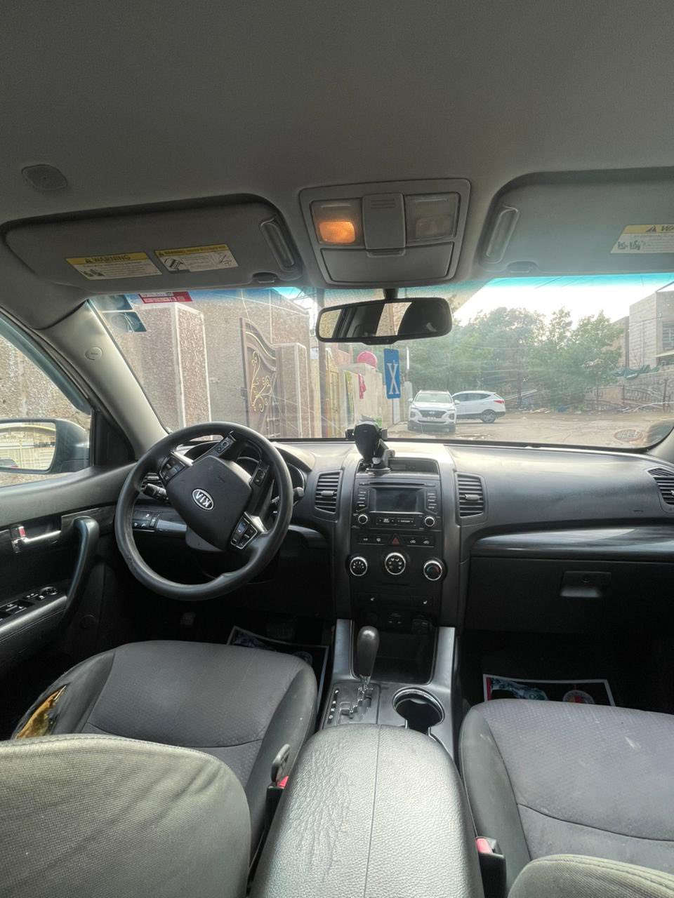 كيا سورنتو موديل ١٣ وارد أمريكي الحادث مالتها حالوب بالقمارة
السيارة مكفوله كفالة عامة التحويل مباشر بأسمي وبيها صبغ بالبنيد اثر جراد محرك جديد مالتها موديلة ٢٠١٩ 
السعر ١٣٠ ورقة الاتصال ***********
