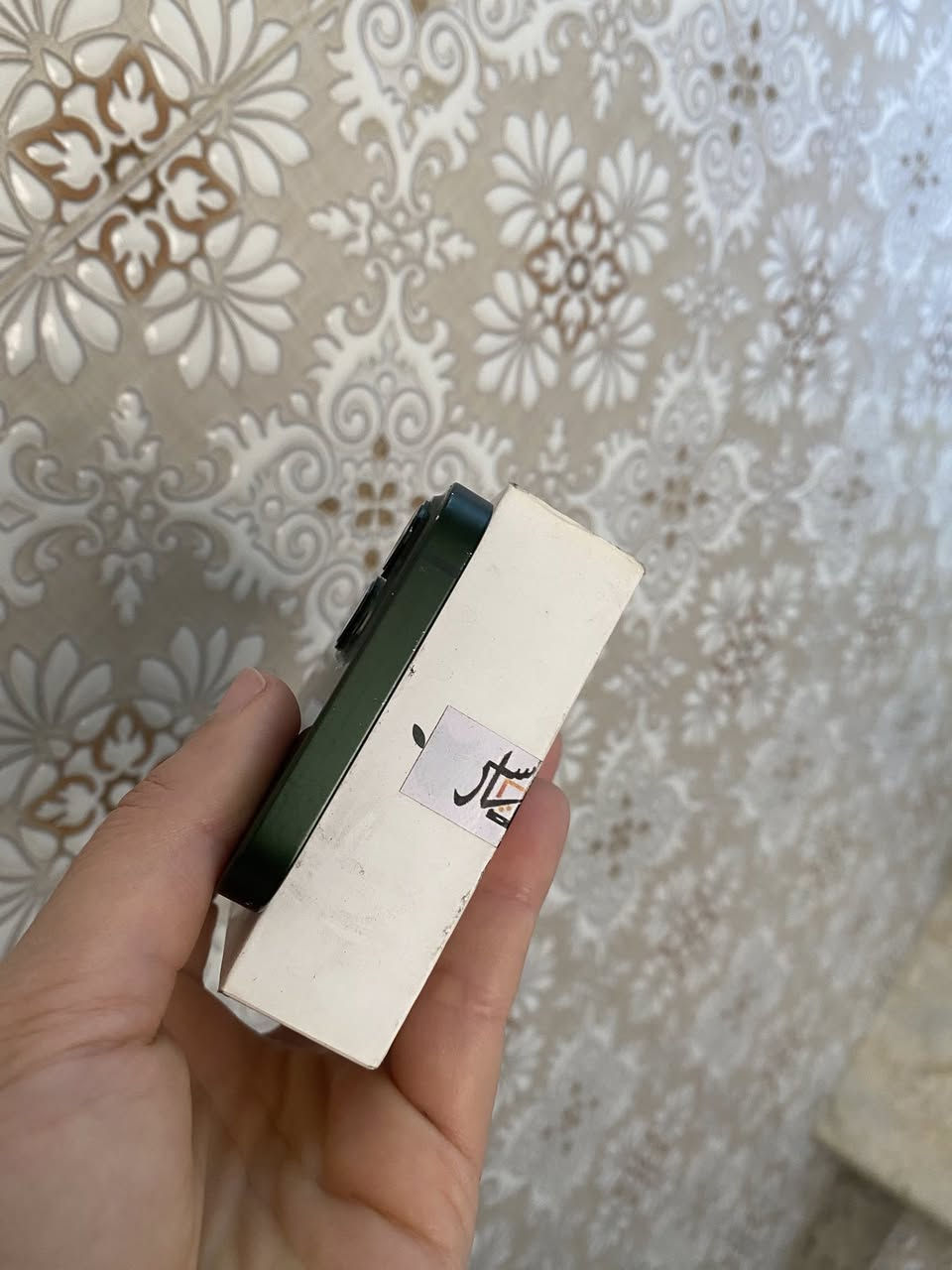 ١٣ ذاكره ١٢٨ بطاريه ٨١ جهاز بلادي مكفول كامل ملحقات باكيته الاصلي سعر ٣٩٠
من بغداد ***********
للبيع او مراوس
