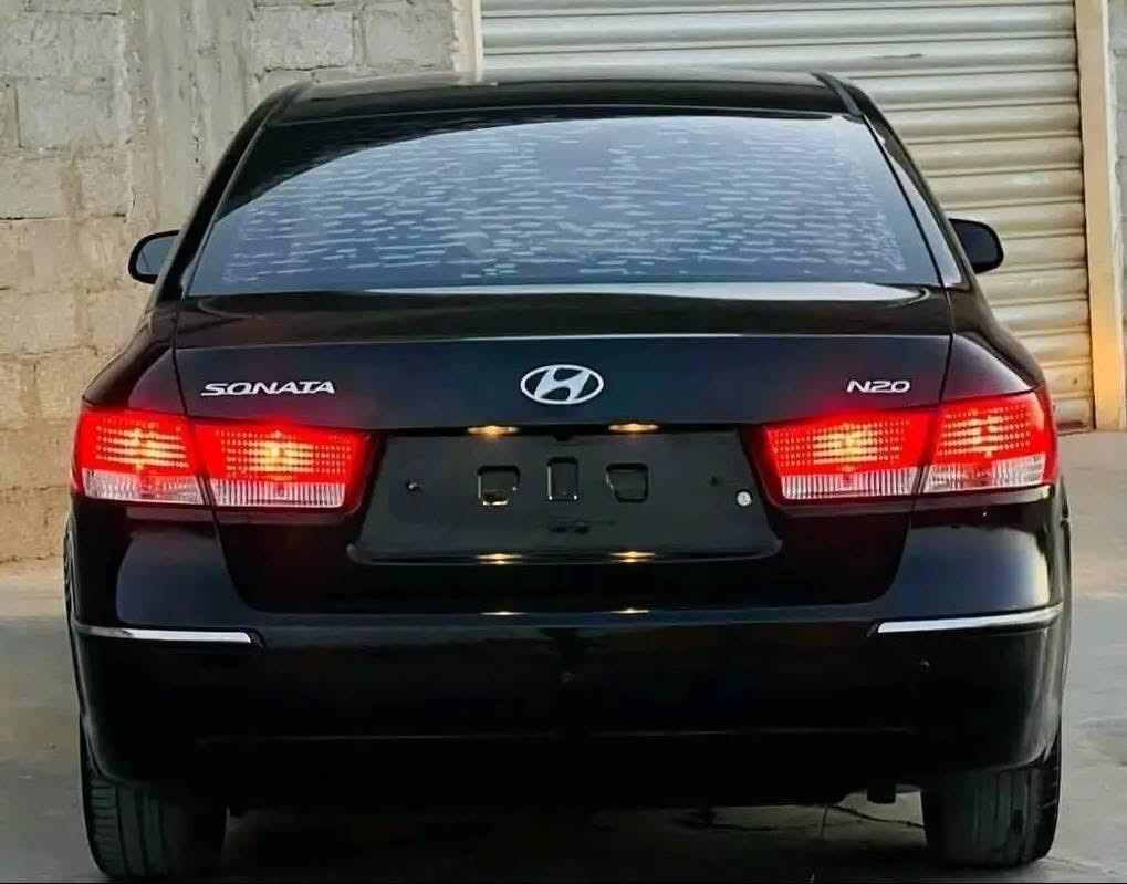 ✔  هيونداي سوناتا 2009 🔥نظيفة الله يبارك  🌟🌟 والنظافة يلي تبغاه عينك اركب سوق بس 🔥
📍 استيراد كوري 🇰🇷🇰🇷
✔ قوة المحرك 20كتينة حديد ⚙🔥
✔ اللون اكحل  ✨
✔ المسافة المقطوعة  100الف Km #الاصلي
استراد كوريا 
📍 المميزات فل الفل رقم واحد 
✔ صالون جلد 
✔️تـحكم فـي الـمقـود 
✔ ديسكو مقاس 17 انشن  
✔️ستار خلفي 
✔️. عداد مظلم
✔ طي المرآة كهربائي  💪💪
✔ مقابض كروم 
  cd.usb.aux
✔ فلاطوري / فنار عدسة 
✔ تدفئة بالمقاعد
✔️سيريا قومات جديدة 🔥
حساس خلفي 
❄ سيارة نظيفة خالية من الحوادث والقص والقشرة والسوس والخرات الله يبارك 🤲 
⚙ محرك وكمبيو وصالة الله يبارك عيب لا❄
⁉️⁉️ملاحظة!! كربون موجود بالكشف 
للإستفسار  واتساب فقط 
0910719225
📍المكان طرابلس معرض أنوار الخير للسيارات طرابلس, ليبيا


**إذا كنت صاحب هذا الإعلان وتريد حذفه لأي سبب، رجاءا أرسل رسالة إلى الدعم الفني**