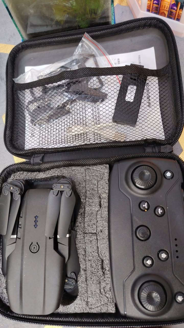 سلام عليكم درون جديد وتم فحصه بلفديو فقط  ب٣٥ ويوجد توصيل
*********** واتساب
