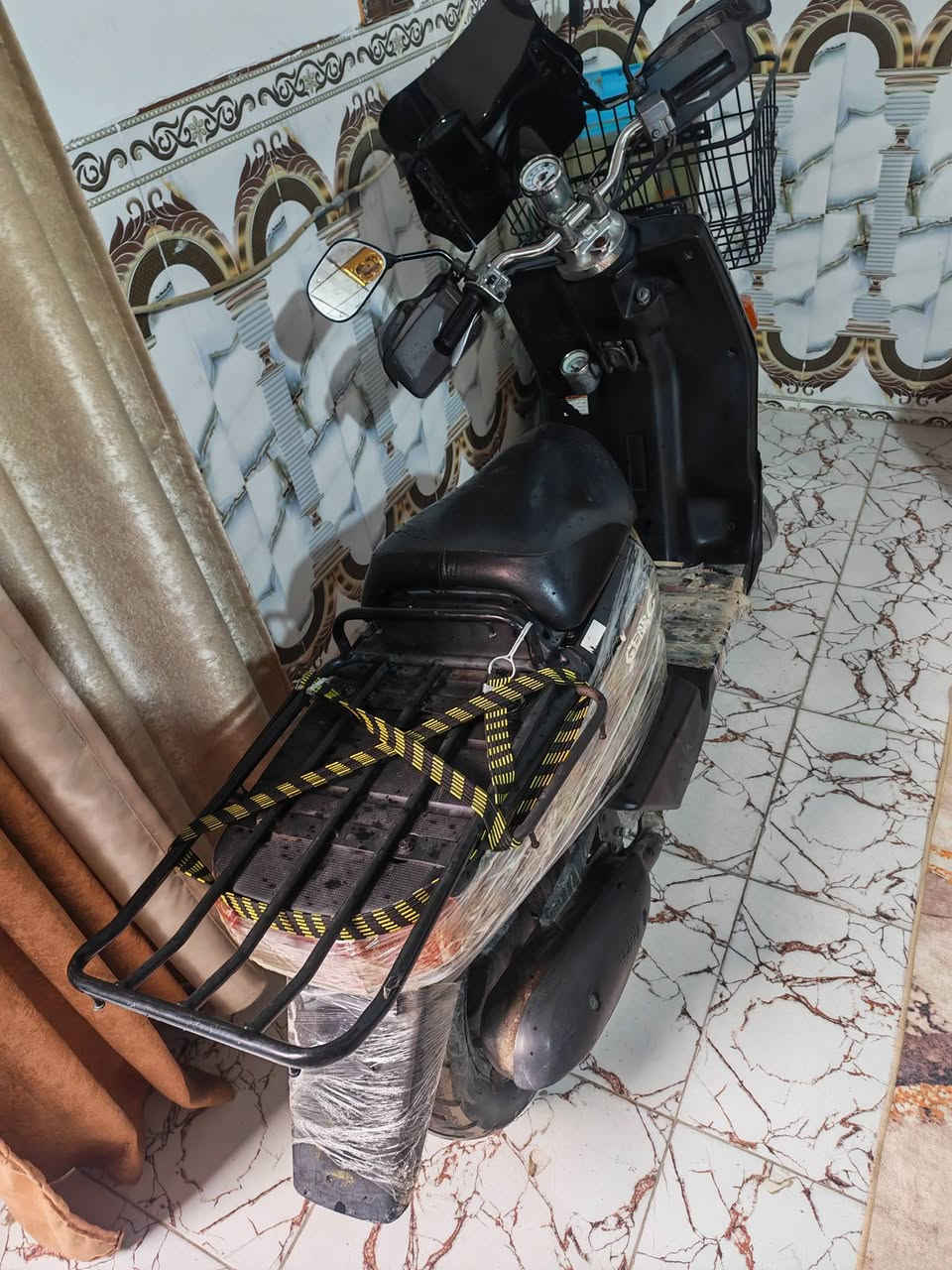 السلام عليكم دراجه بيكم ياباني ياماها شتريناهه من المعرض قبل كم يوم وعارضينه للبيع على وضع الشركه دراجه شراي اتصال مكانه كربلاء 
 *********** بيه واتساب
*********** اتصال فقط
