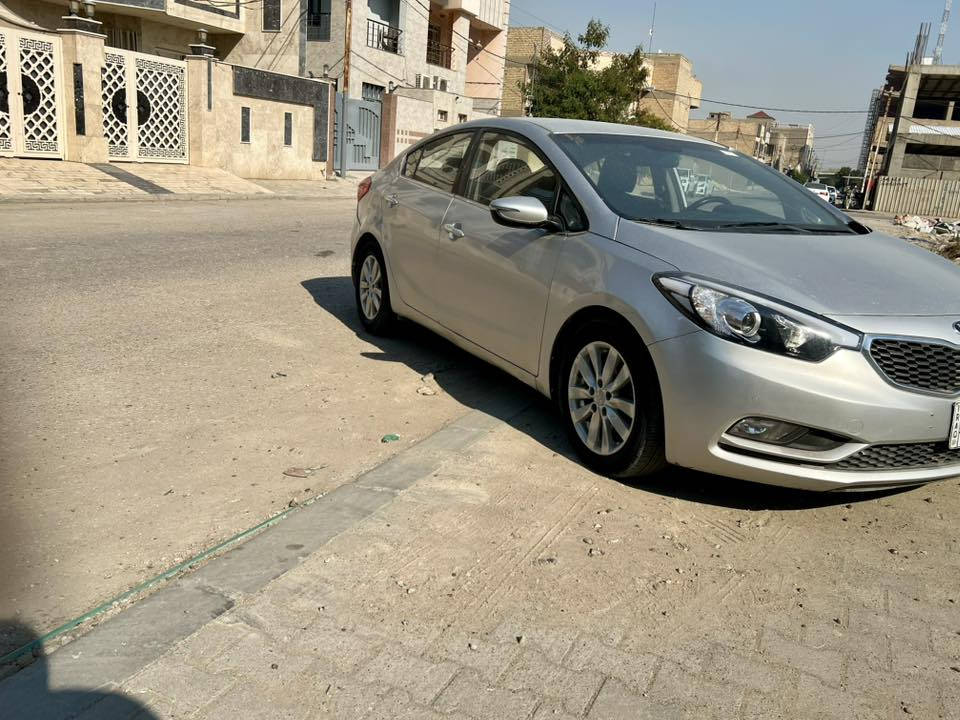 اللهم صلى على محمد وآل محمد 
للبيع كي 3 او سيراتو موديل2014 فول عده الفتحه
ادوات ادوات حديده مامتومه علماً السياره دخول جديد ستوه كامله
كصتين قماره وجنطه 
مواصفاته
بصمه
كشنات جلد 
1لون رصاصي
2تحكمات +بلاتون+اواكس
3اشاير بل مري
4ويل 15بلادي
5مكينه 1600
6تبريد ثلج
7حداديه زيرو بل باكيت
8باتري جديد
9ريموت تقفيل وتفتيح
10مري ترحيب
السياره جاهزه على اخر حبايه سبيره مانازل
الميعجبه السعر يدعيلنه برزق واللهم يرزق الجميع
المكان النجف الاشرف
السعر 51
الاتصال على الرقم ***********
