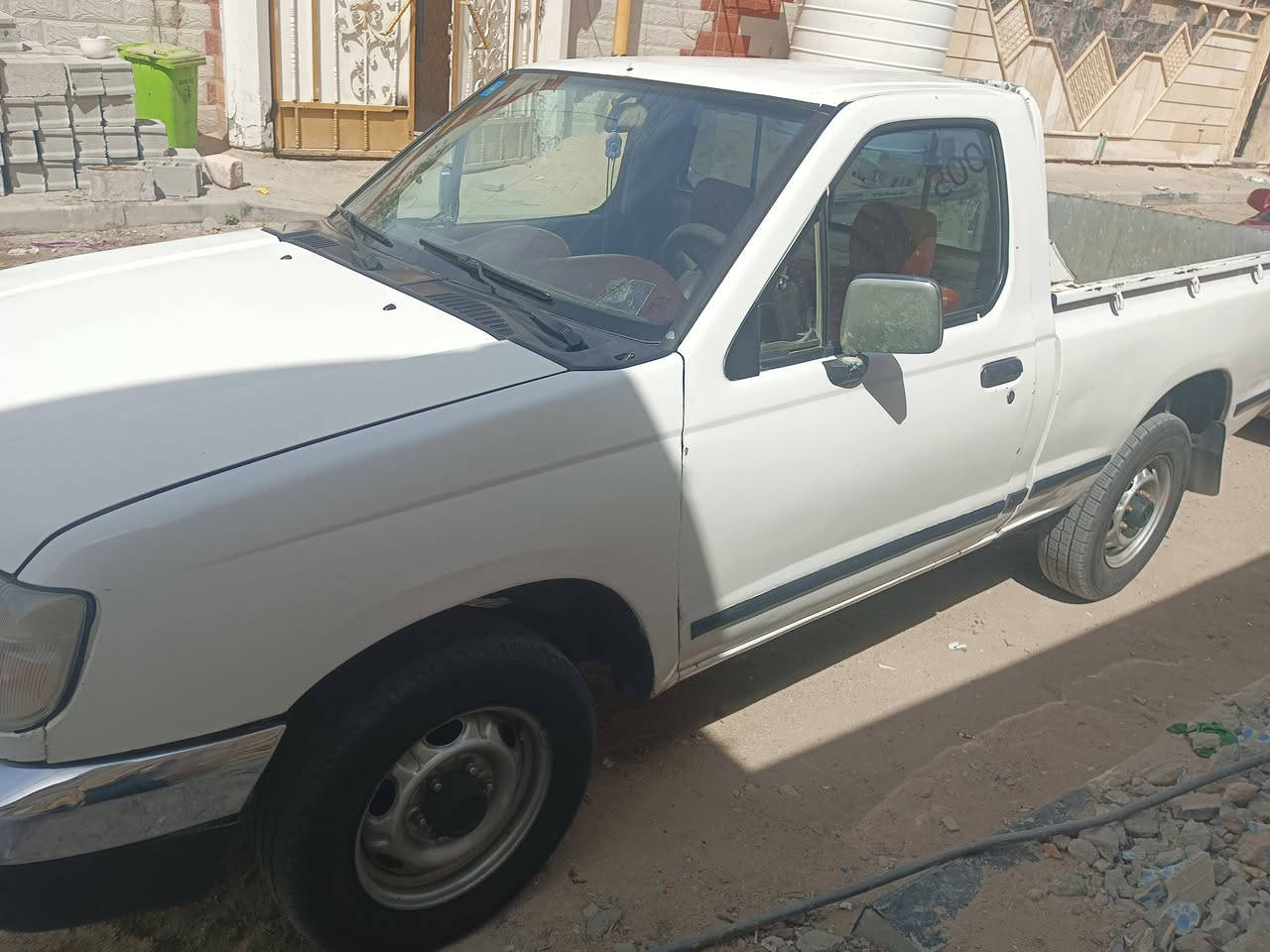 السلام عليكم ورحمه الله وبركاته نيسان ٤جنكال للبيع رقم امريكي الجديد شاصي كفاله السياره مصبوغه حزام اثر جراد ما مضروبه تبريد وي السويج مكان السياره بصره سفوان الكير مالهه كايم السعر ٦٧وبيهه مجال ***********
