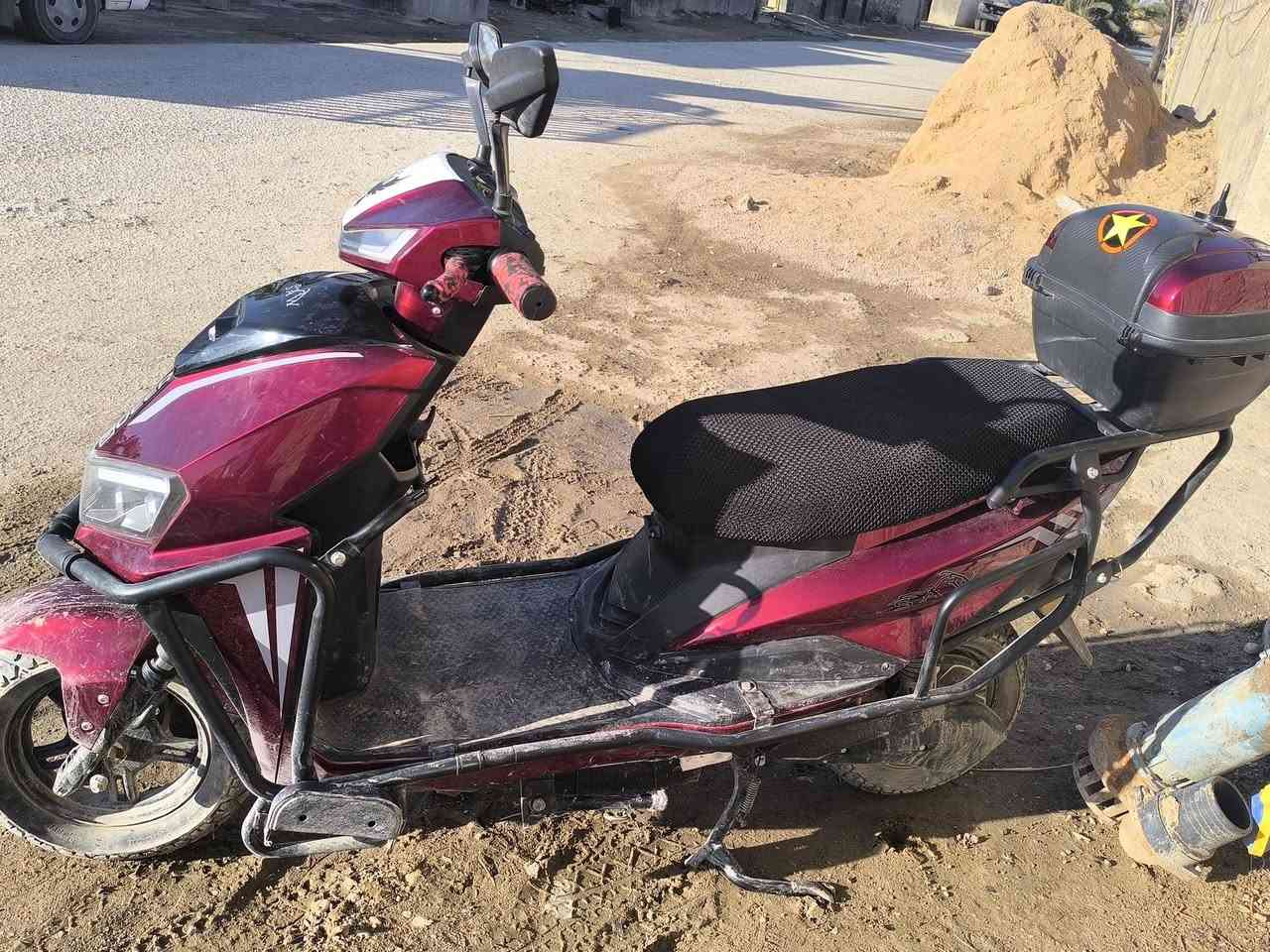 شحن. 
موديل 26
فول ومكفول 
سعر 725
بيع ومراوس

مكان دولاب 
***********
