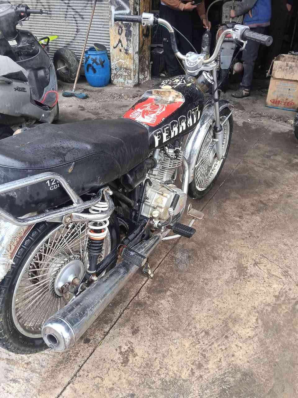 السلام عليكم تايكر 19 شرط محرك كير سعر 275 بيها مجال شيء قليل لتواصل ***********بي وتساب
