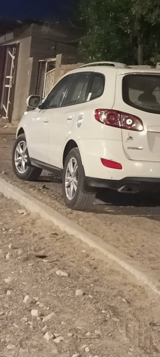 سنتافي مديل 12رقم بصرة
شرط تحويل 
كفاله من الضربة والصبغ 

بيه بارد كلش قليل حسب الفحص 

7راكب 6سلندر 

السياره جاهزة من كلشي

السعر اتصل 

***********
