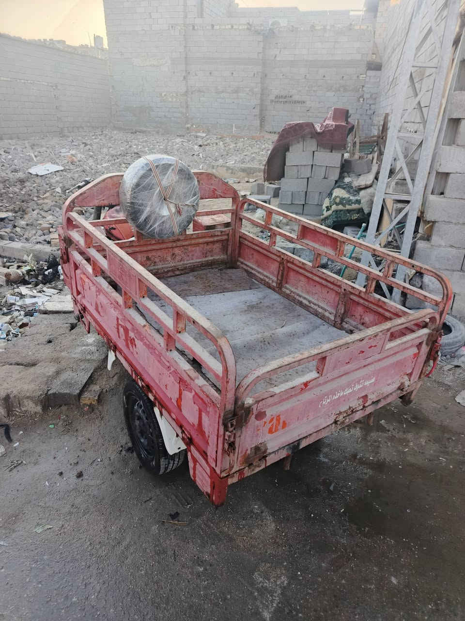 السلام عليكم ستوته جمره ادوات
ستوته جاهزه تجي تشغل وتروح محرك جديد 
شاصي مكفول كفاله عامه زوج تايارت جديد
مداكر جدد ستوته علا ايدي 
ستوته ما ناقصه شي ب 800
مكاني كرمه علي 
رقمي للشراي فقط ***********
