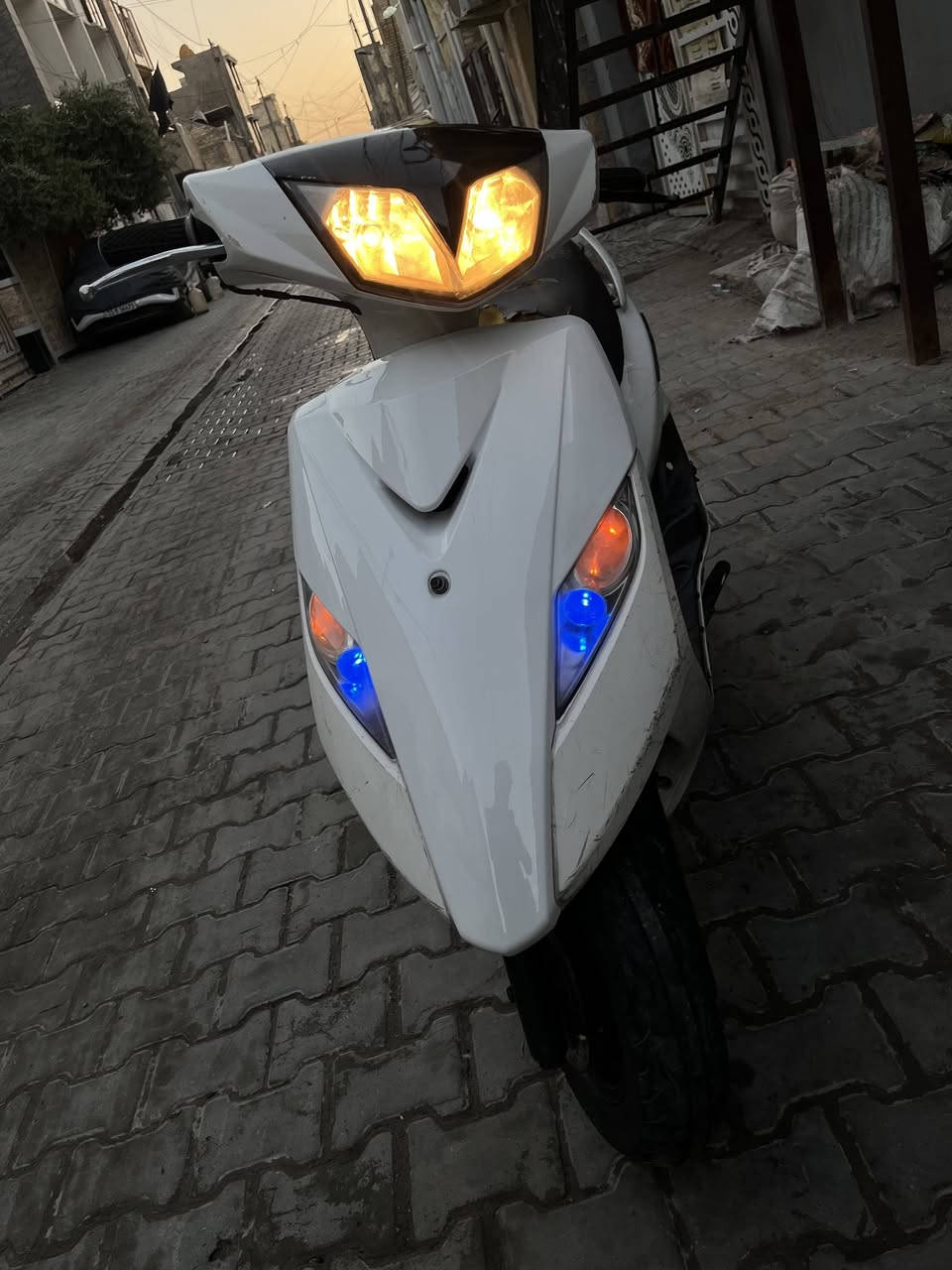 سلام عليكم
ماكس ثعلب GTR للبيع دراجه نضيفه كلها بلاد 
طستها حلوه ونضيفه مكينه ناعمه لا تأخير ولا تبخير ولا تنقيص 
مكاني بغداد حريه الثانيه
للتواصل واتساب فقط 
***********

رجاءاً الم المو شراي لا يجي ولا يتعبني ويا

