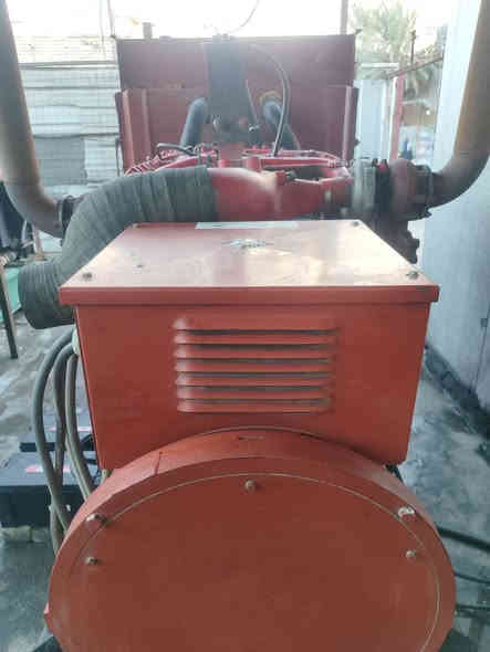 السلام عليكم مولد دايو دوزان 8 سلندر للبيع راس توليد 300 بيه بخار اطيك اياها عل حمل كله ستاندر عنوان بغداد شعله الصدرين قطاع السابع شراي تصل على رقم بي خير وتدلل ***********
