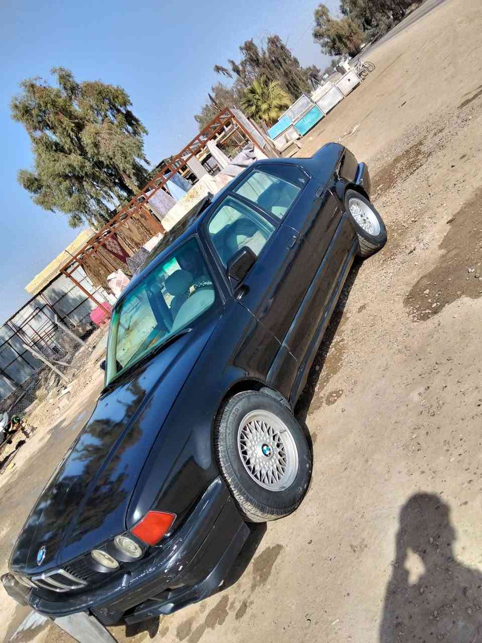 سلام عليكم BMW..735
V6محرك سياره نضيفه محرك خير من الله كير وحداديه 90% سياره غرفته نضيفه سياره نضيفه حيل كشر وعضمه فتحه سقف فول مواصفات سعره 58ورقه وبيها مجال مكان السياره بابل محاويل رقم راعيها ***********
