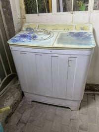 ثلاجة كبيرة • غسالة • مدينت صدر