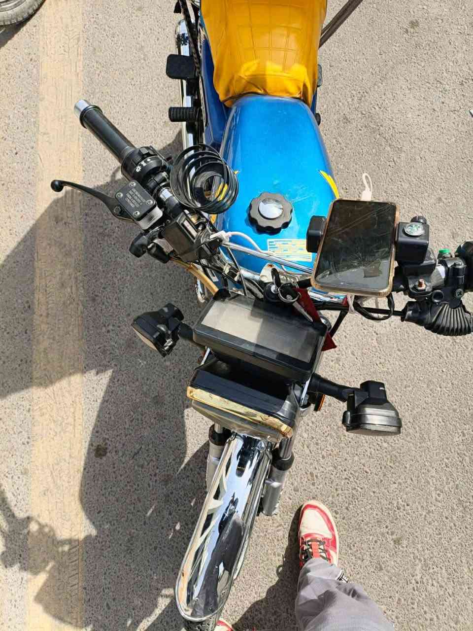 سلام عليكم دراجه إيراني اربعه كير
أوراق اصوليه 

موديل 2024

سعرها ٤٥٠ الف 

*********** 
موجود وتساب فيس هم 

بكان بغداد /  الامين
