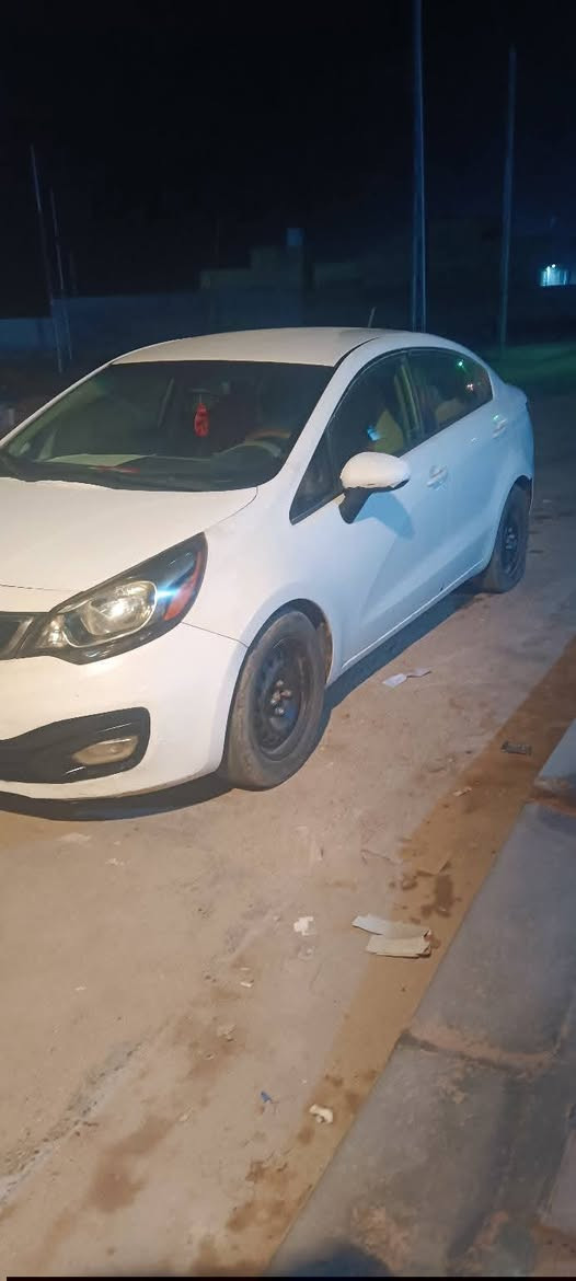 السلام عليكم  للبيع كيا ريو موديل 2015
السعر70 بيه مجال 
رقم ذي قار  تريد تحويل  ثاني يوم 
مكينه ١٦٠٠ 
وارد امريكي
كير 6 نمر رياضي
تبريد  + تدفئة 
تحكمات استيرن +حساسات خلفية 
شاشة كبيرة +نظام أيكو 
حادثها جنطه وفي الحوض
المكان  ناصريه /سوق الشيوخ /للاستفسار ‭***********.
