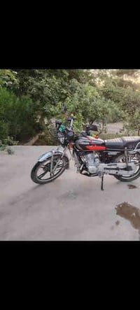 موطور سيفان للبيع موديل 2021 محارك ما مفتوح السعر 600وبي مجال 07725366...