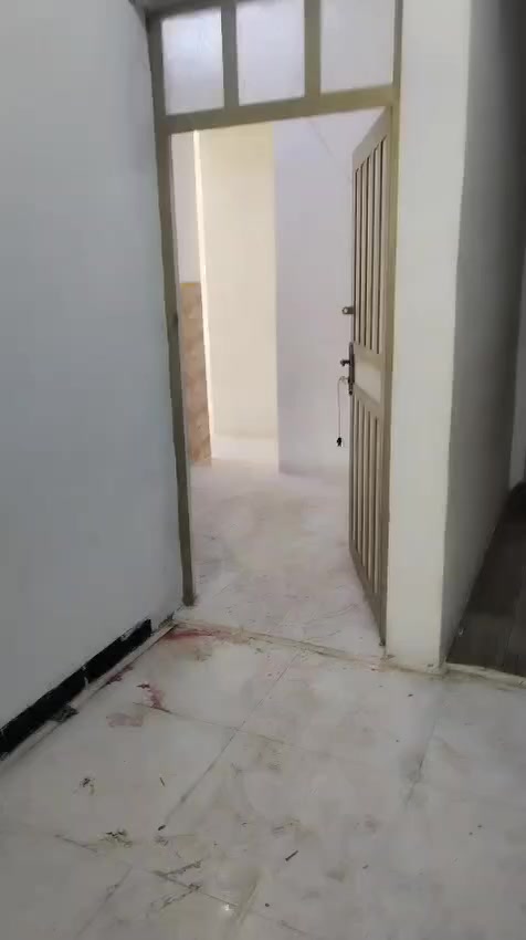 السلام عليكم من رخصت الادمن.  
شقه الايجار 325 طابق اول عماره جديده الرمادي الاسكان قرب سواق الفجر غرفتين وصاله مطبخ خدمات بي مولد كهرباء مي الاستفسار ع رقم واتس اب
📲***********
