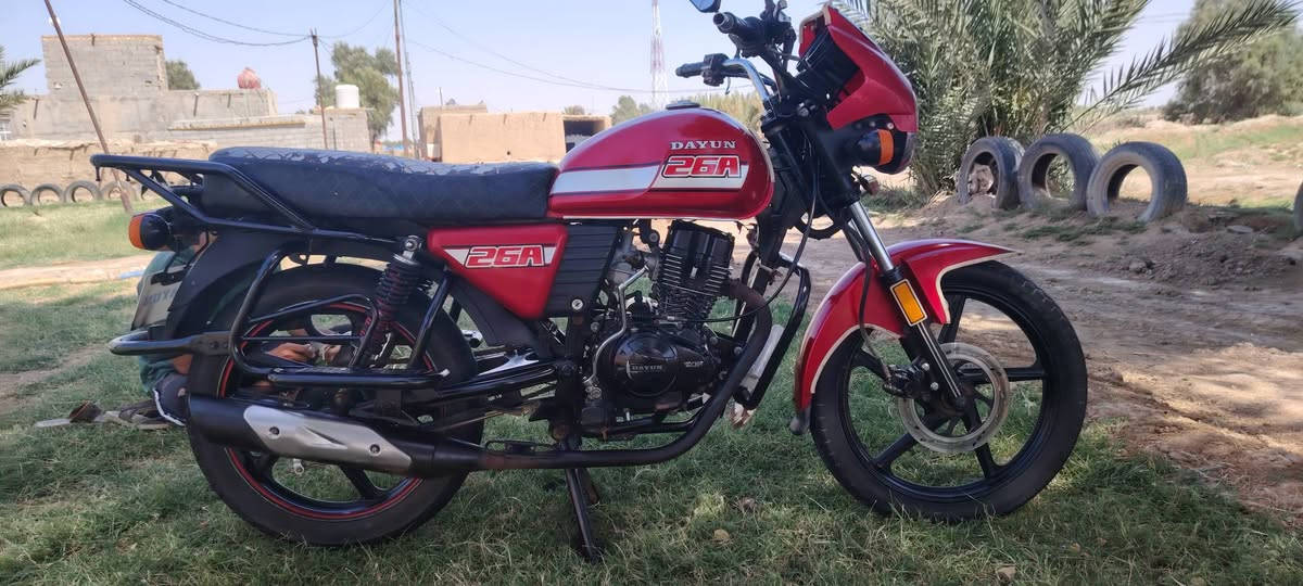 دراجه دايون نفخ موديل 22 عله وضع الشركه برغي ما مفتوح بيها اصوليه اوراقها كامله وجديده لا تنقيص ولا تدخين مكينه عله وضع الشركه دراجة ما بيها اي نقص كهربائيات كلها شغاله نكره سلف سعرها مليون و350 وبيها مجال للشراي مكاني الدوايه للاستفسار الاتصال على الرقم ***********
