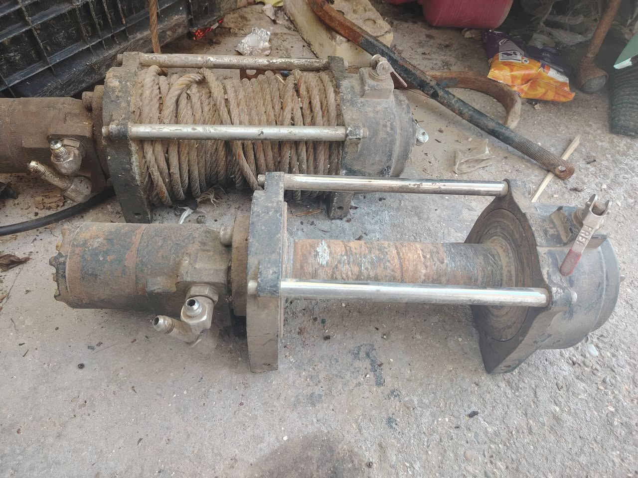 السلام عليكم للبيع بكرات همر هودرليك جدد مامشتغلات العنوان كربلاء ***********
