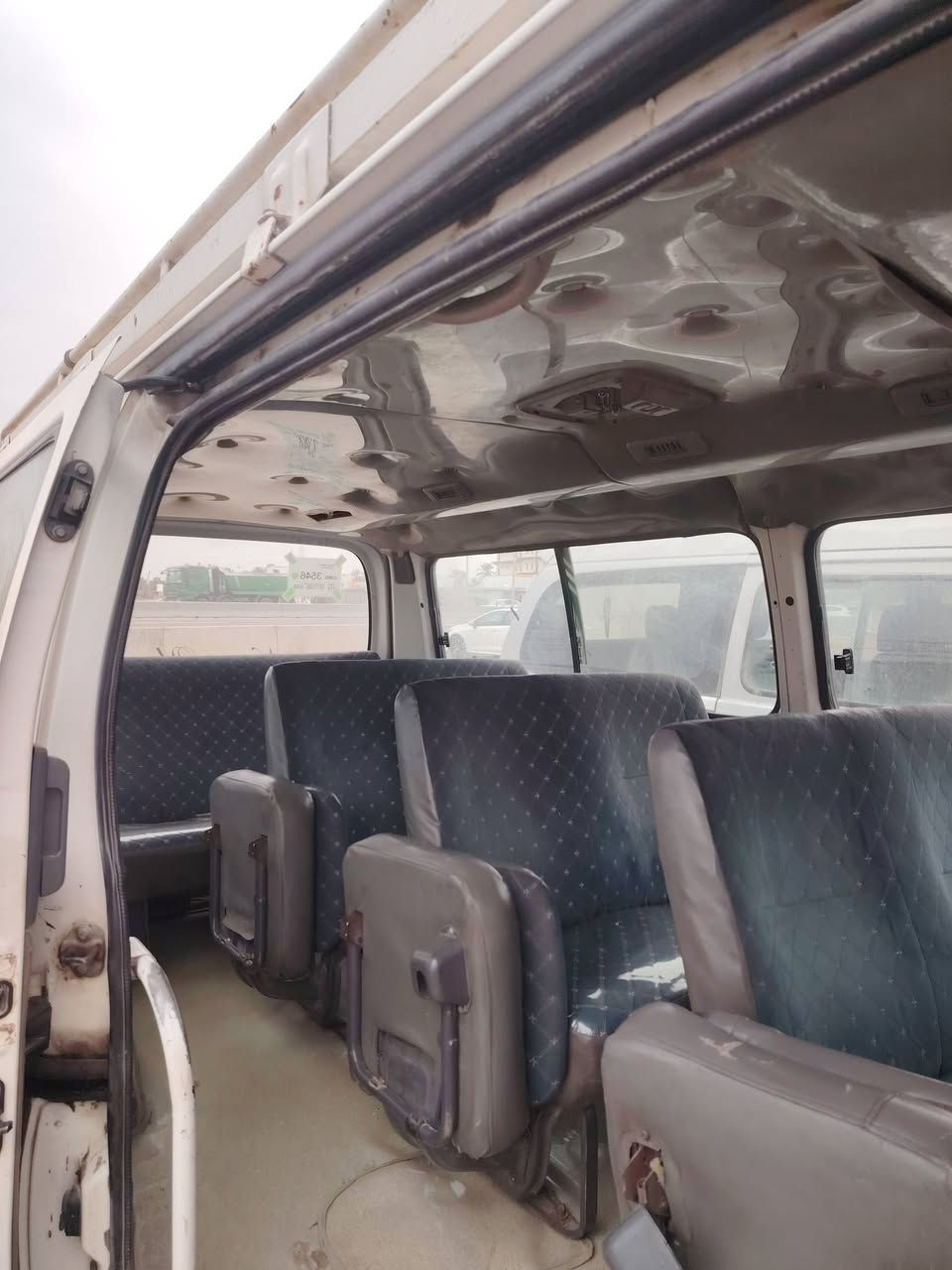 سلام عليكم ورحمة الله وبركاته نيسان يورفان للبيع موديل 2010 كير مكينه أكسل صدر جديد تخم تاير بيها صبغ بل بجم بدون ضربه و الصفحه الطويله لحد التاير منضومه غاز دوشمه جديده السعر 120وبيها مجال قليل قليل ***********
