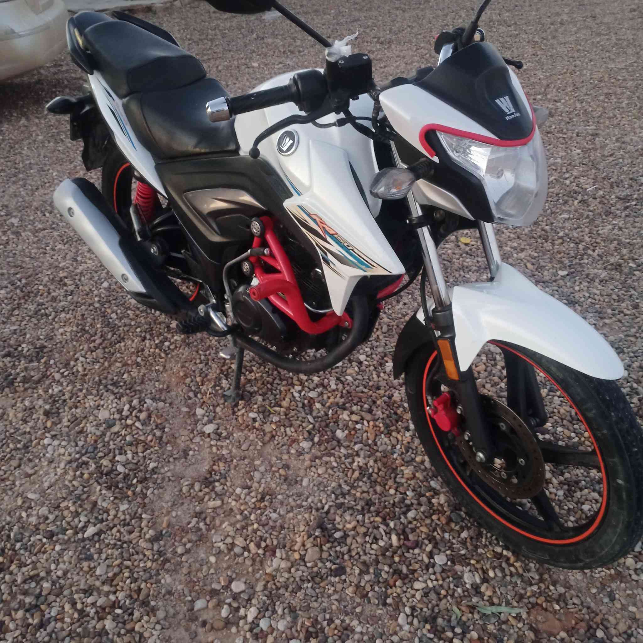 هاوجي للبيع مسجل سنويه موديل 2023السعر 17 التصال ***********
