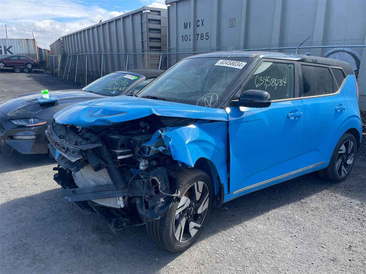 سلام عليكم كيه صول موديل 2024 مكينه 2000 لون مميز سمائي + اسود شركه رقم انكليزي بسمي تحويل ثاني يوم
ماشيه 18 الف سياره جديده بمعنى الكلمه وارد امريكي دوش حساس ABS رادار جانبي كامرات امامي وخلفي فول عدا الفتحه حساسات خلفيه وضربه موضحه كدامك بل صور
عنوان بغداد زعفرانيه رقم الهاتف *********** 
فيس ما موجود سعر ( 178) سياره جديده ما بيه نقص ابد
