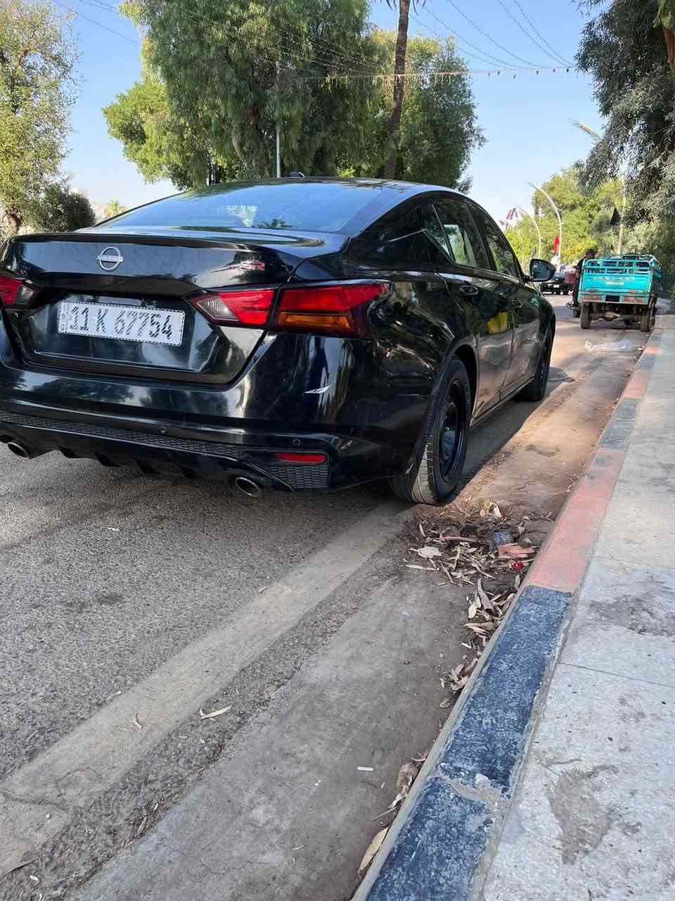 نيسان الالتيما مؤديل  2023 موصفات الفول عده الفتحه تحويل ثاني يوم السيار بيه صبغ خمس قطع مكاني ديالئ 
أو السعر 135 او قابل للتفاوض او الضربات مثل ما اموضح بل صور عله حادثه ما امصلح بس رش يرادلهه  
او اي شي حاب أتعرفه تعالي خاص  رقم ***********
