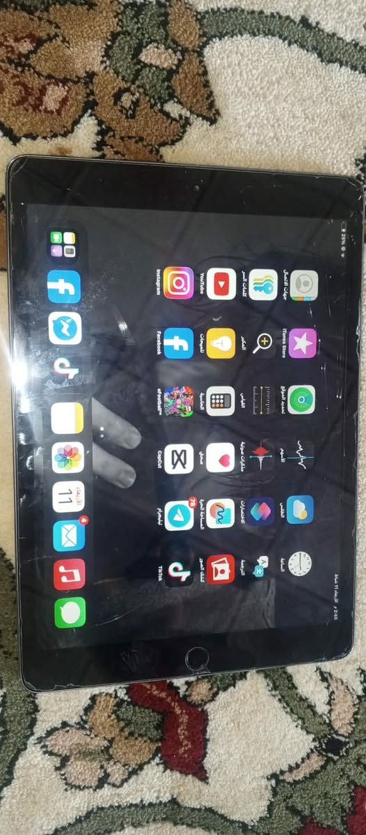 ايباد ايفون 8 للبيع
ذاكرة 32
الكسور بل لزكة يعني مو بل شاشة الرئيسية 
يجيك وياه كفر ابو الدفتر 
السعر 180 وبي مجال 
اذا مو شراي لاتراسل ولاتكسر بل سعر


**إذا كنت صاحب هذا الإعلان وتريد حذفه لأي سبب، رجاءا أرسل رسالة إلى الدعم الفني**