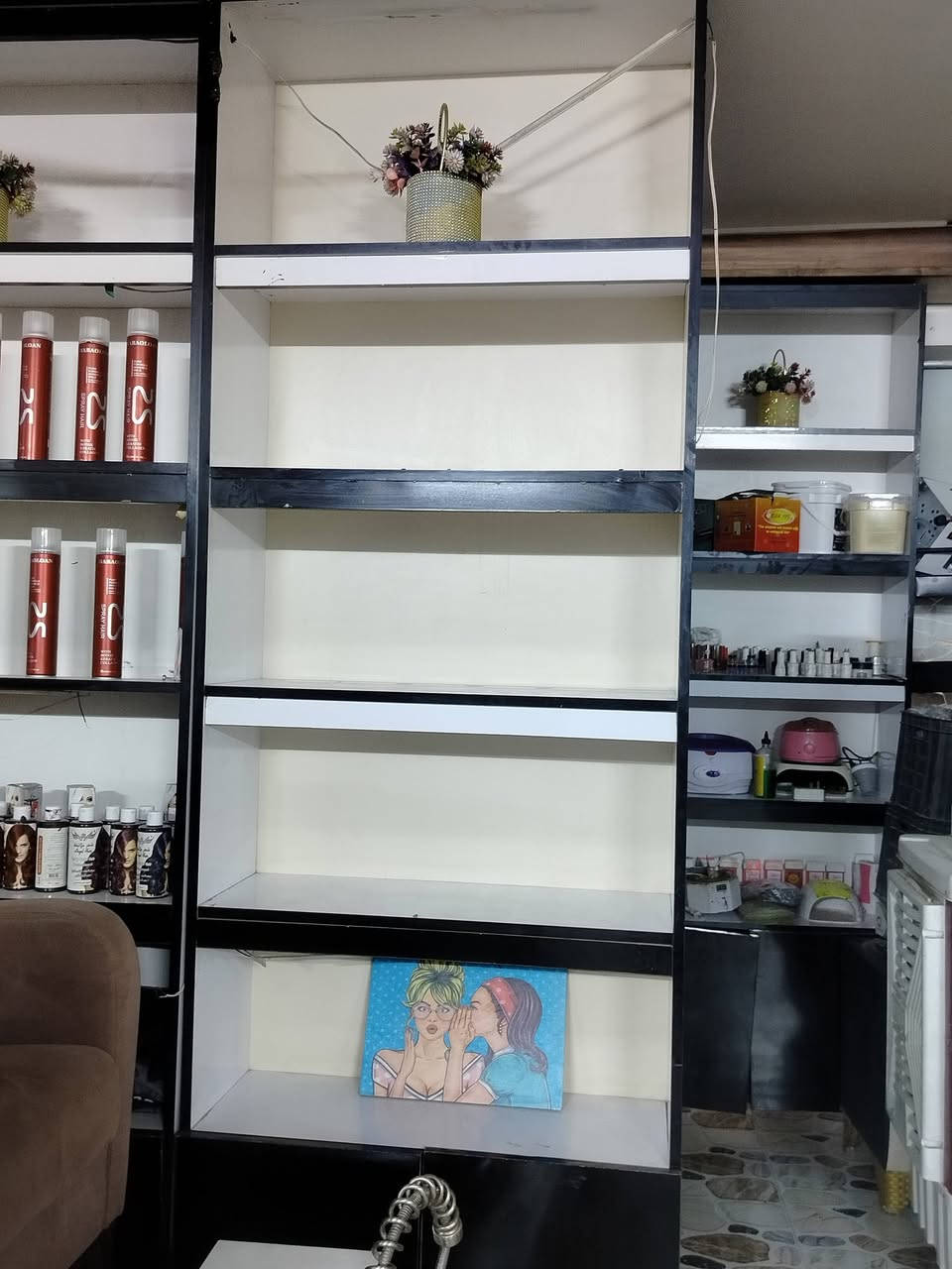 اغراض صالون نضيفات للبيع كربلاء حي الموضفين ***********
