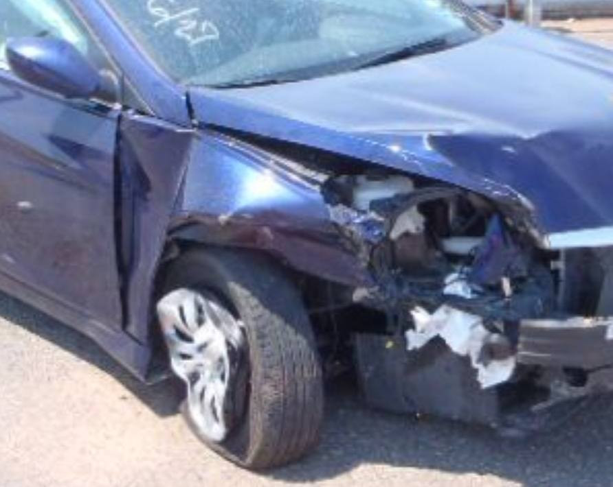 سلام عليكم للبيع سوناته موديل ١٢ وارد أمريكي سياره كامله مكمله كير مكينه تخم تأير كله جديد)

الموقع صلاح الدين قضاء بلد? ***********)) 
***********
