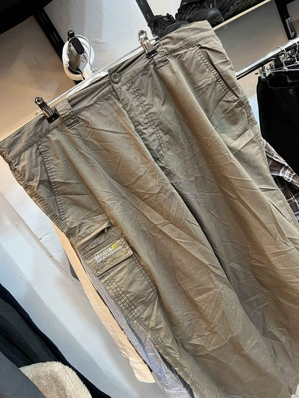 .
REGATTA
orginal
size _36_100CM
قطعە نظافە%99
توصیل _جمح
بالە مستخدم 
طول_100
***********
