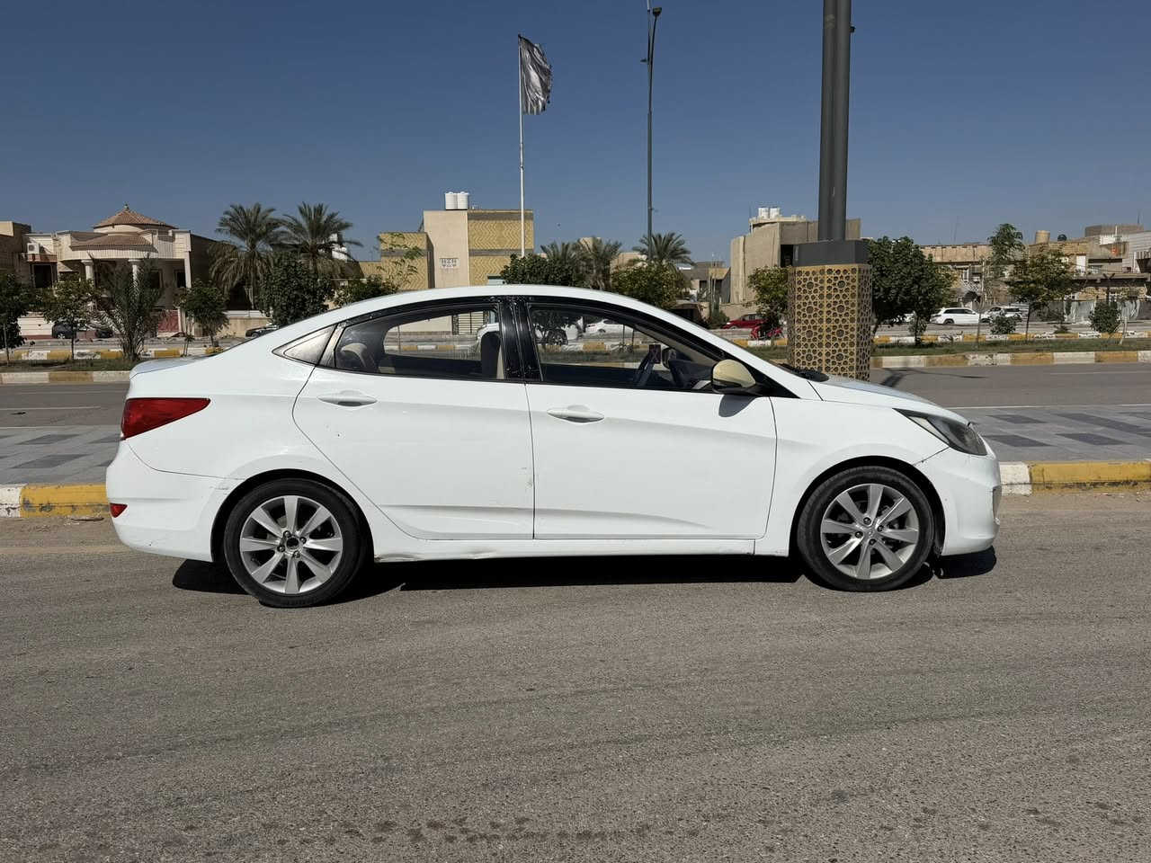 #للبيع
اكسنت 2014 خليجي
بيه فقط باب السايق مصلح
سعر 88@إشارة


**إذا كنت صاحب هذا الإعلان وتريد حذفه لأي سبب، رجاءا أرسل رسالة إلى الدعم الفني**