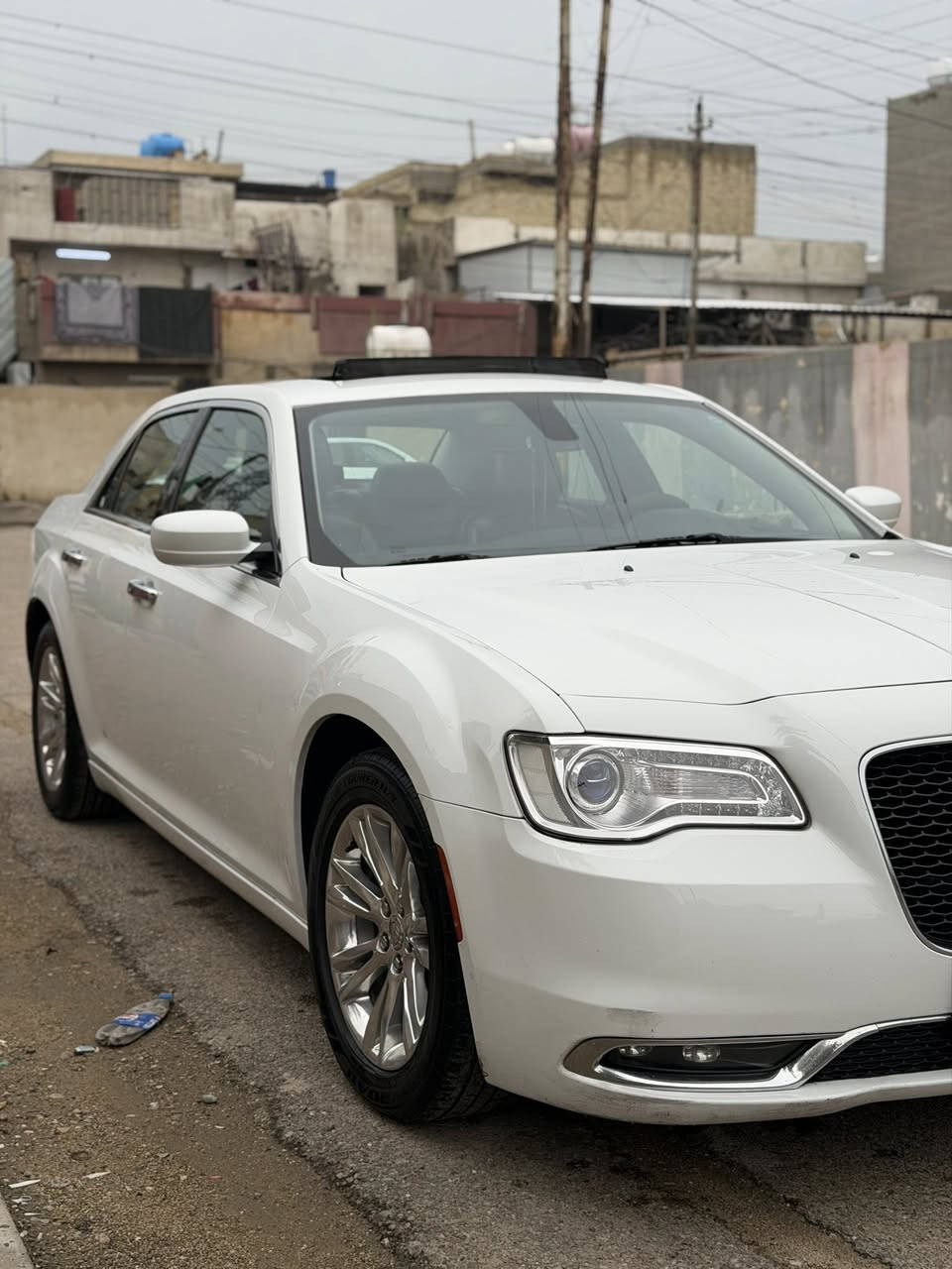 كرايسلر اوبامة c300للبيع العنوان بغداد الحبيبية موصفات
فتحة بانوارمةمكفولة كفالة عامة للاستفسار ***********
مكلف بلنشر
